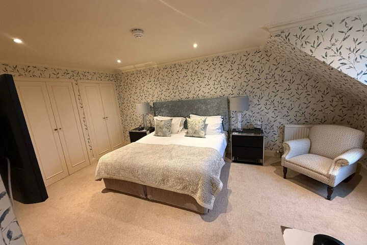 Room 37 of 79