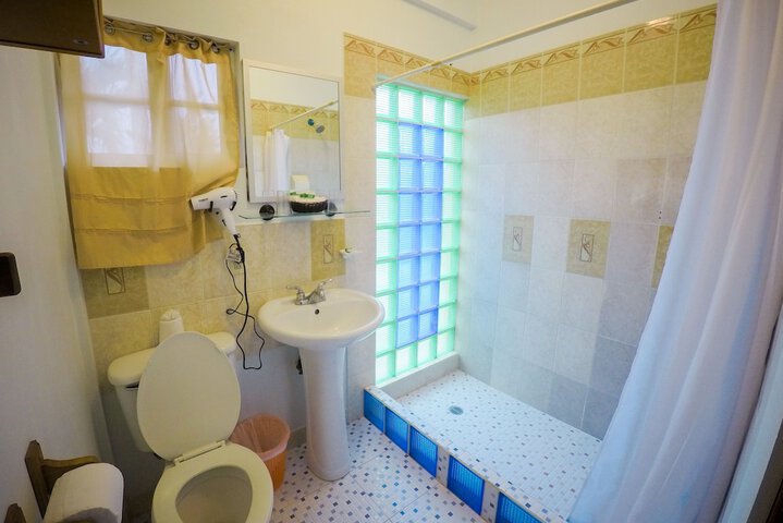Room 145 of 258