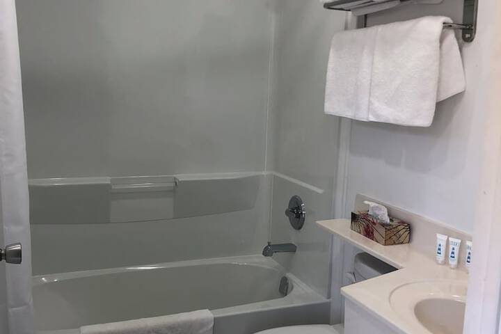 Room 15 of 50