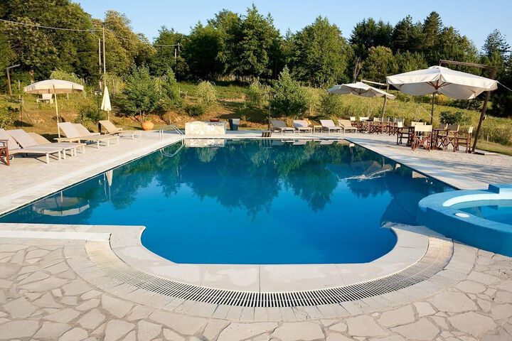 Pool Hotel