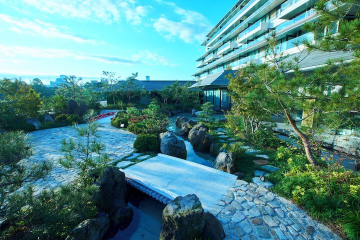 Hotel Exterior 196 of 201