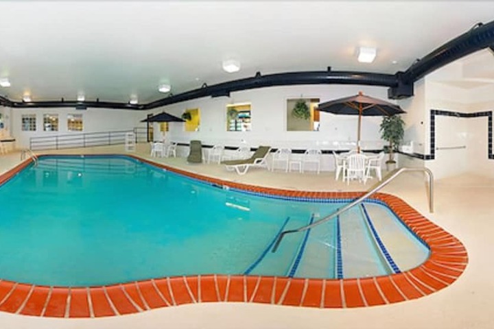Pool 28 of 41