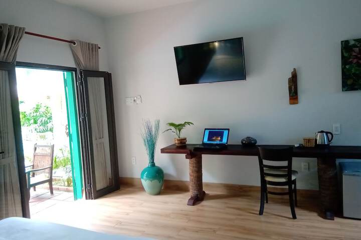 Room 47 of 178