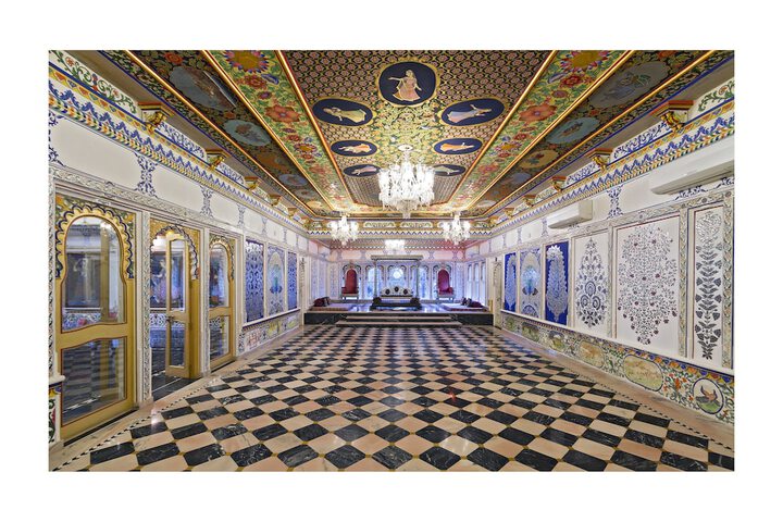 Entrance & Lobby