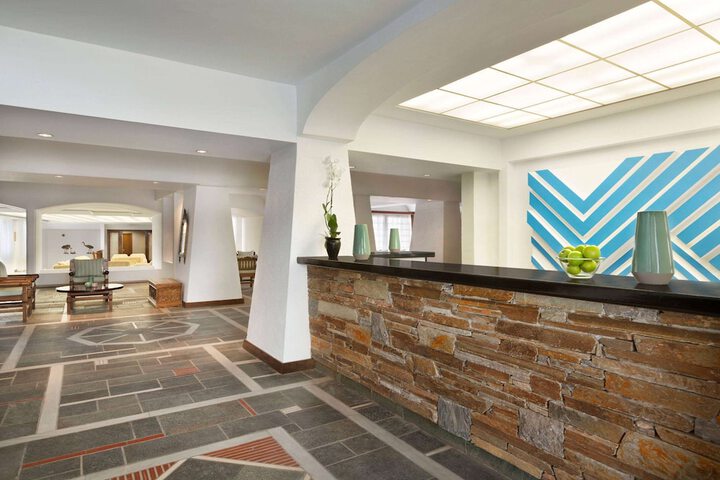 Lobby Photos