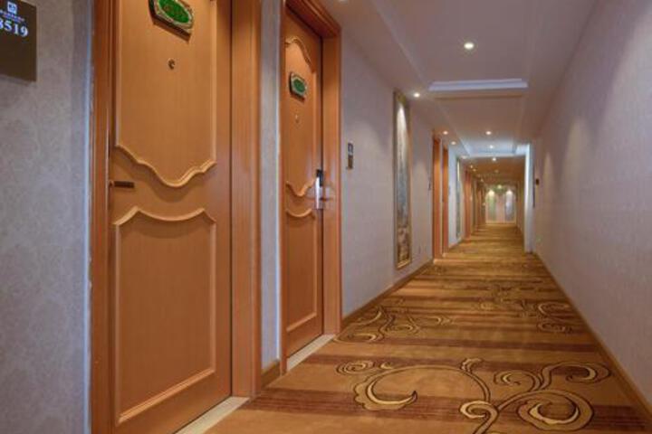 Vienna 3 Best Hotel(Guangdong Zhongshan Henglan Town Guanghui Shop)
