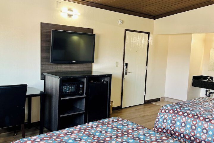 Room 20 of 34