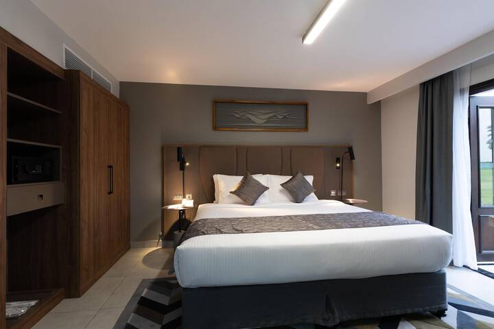 Room 30 of 101