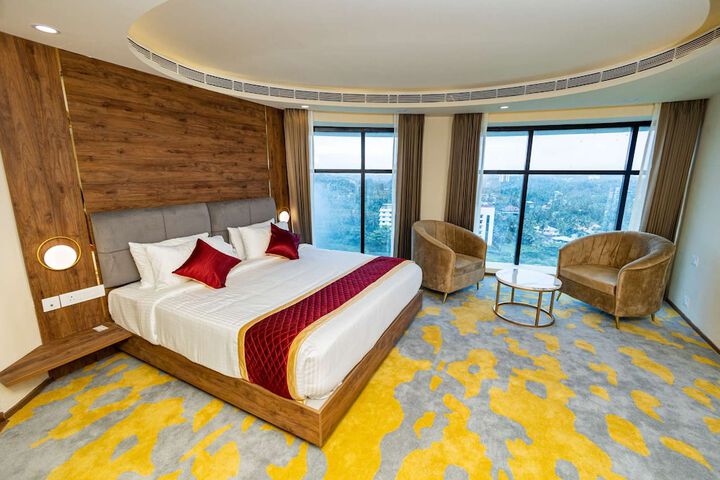 Room 8 of 20