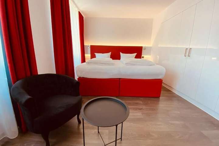 Room 29 of 60