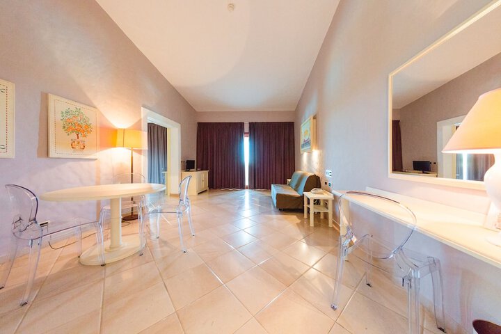 Room 20 of 56
