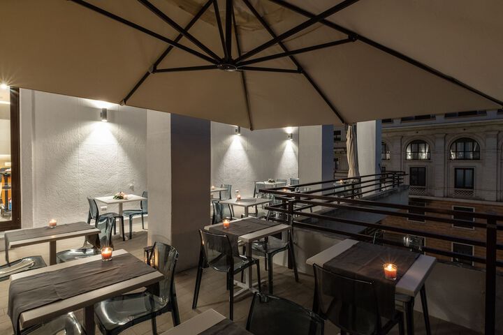 Terrace/Patio 73 of 76