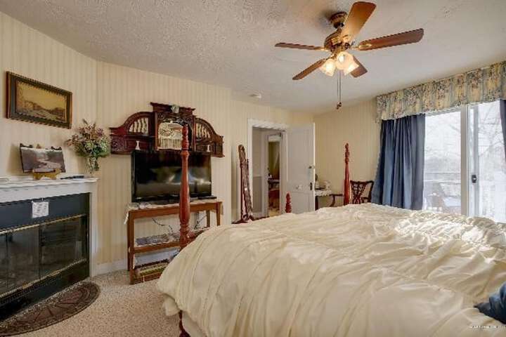 Room 14 of 43