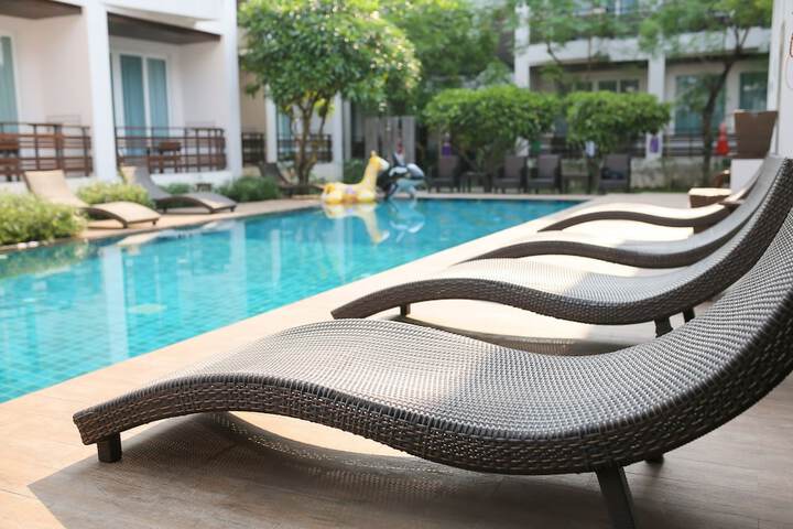 Pool 69 of 108