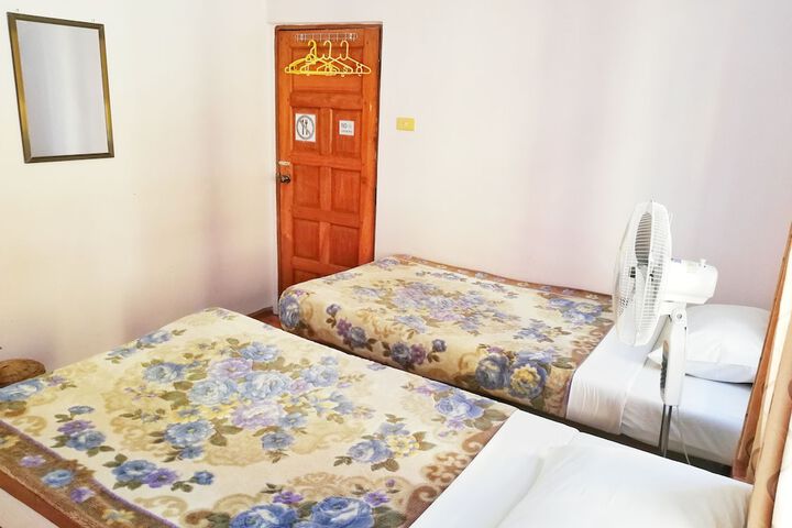 Room 19 of 28