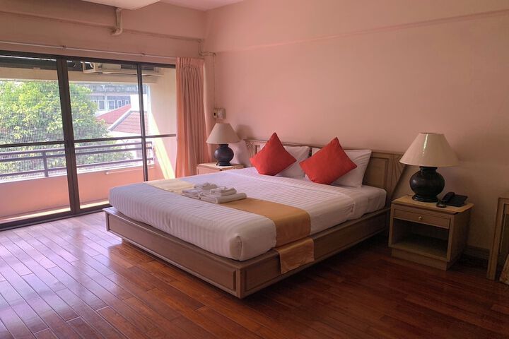Room 34 of 61