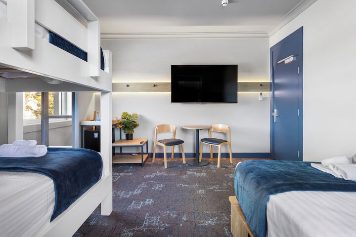 Room 10 of 47