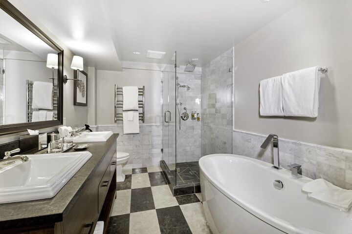 Room 45 of 149