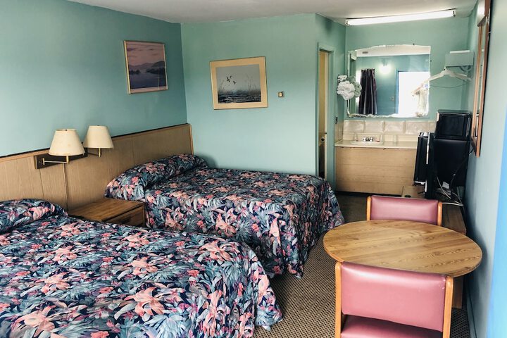 Room 3 of 7