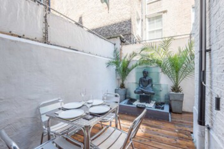 Terrace/Patio 32 of 34