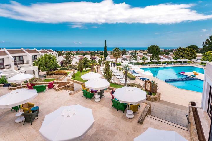 Hero Image 1 of 63