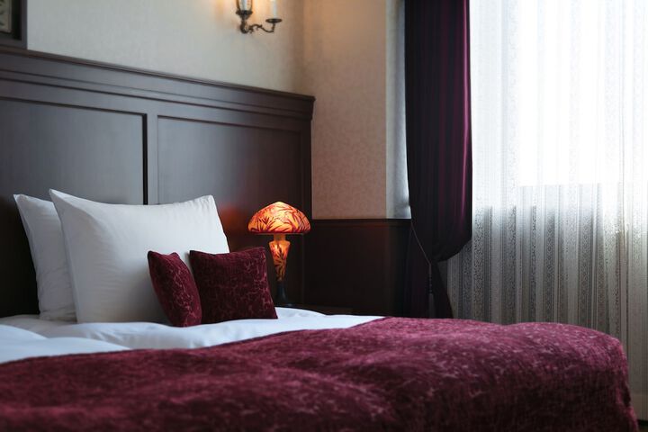 Room 16 of 74