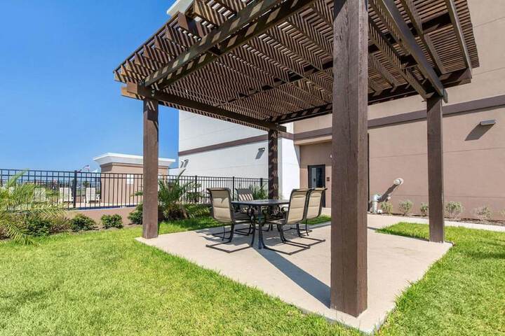 BBQ/picnic area