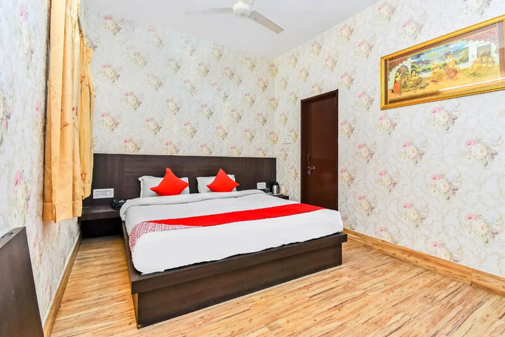 Hotel Sidhi Vinayak