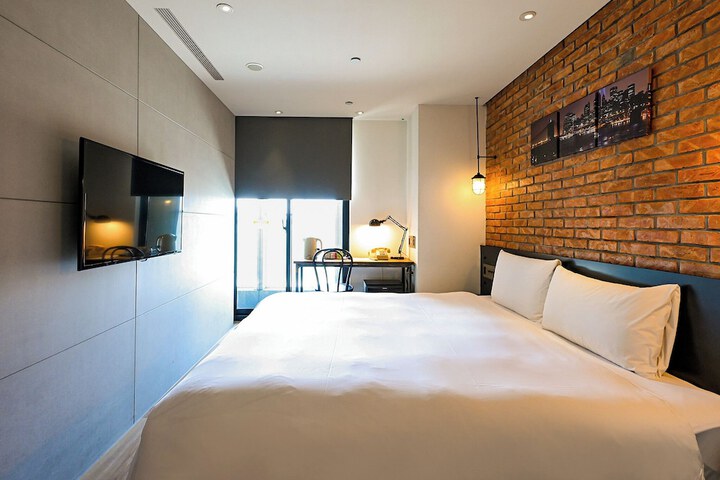 Room 21 of 55