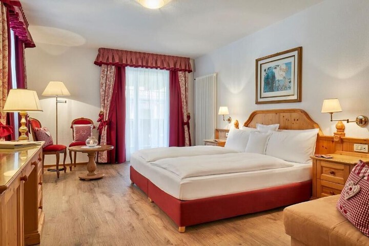 Room 16 of 41