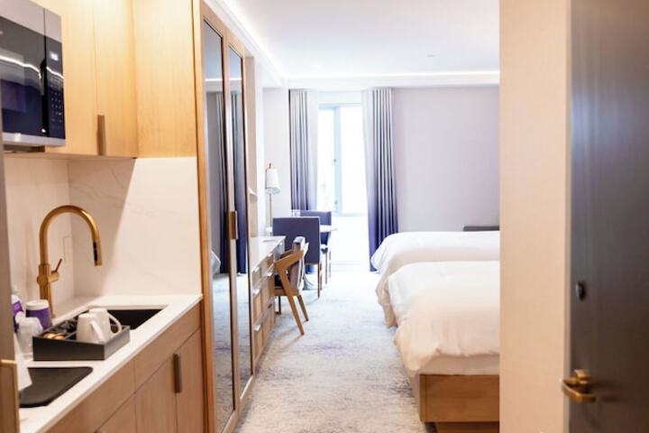 Private kitchenette