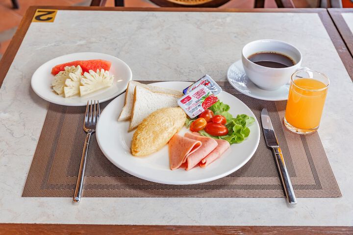 Breakfast area