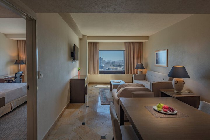 Room 28 of 72