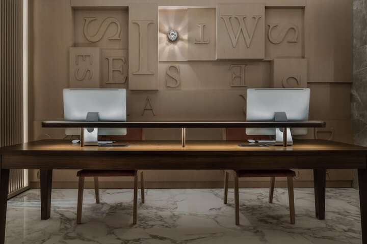 Business Center 112 of 119