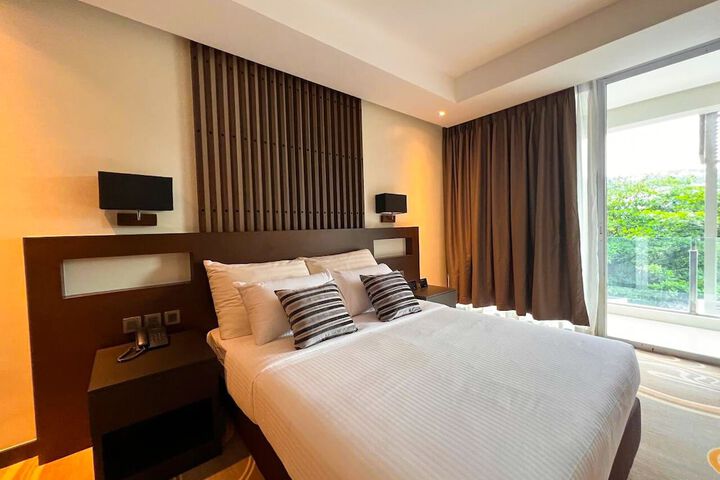 Room 3 of 31