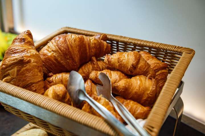 Breakfast/Coffee Service 60 of 92