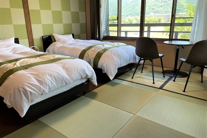 Room 12 of 55