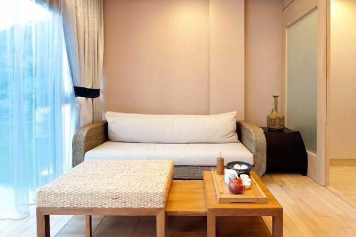 Room 32 of 67
