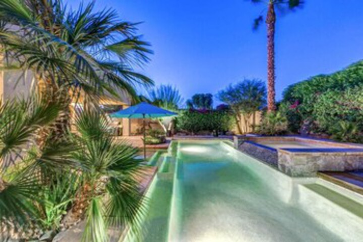 Pool 39 of 64
