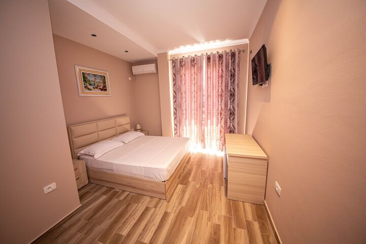 Room 7 of 41