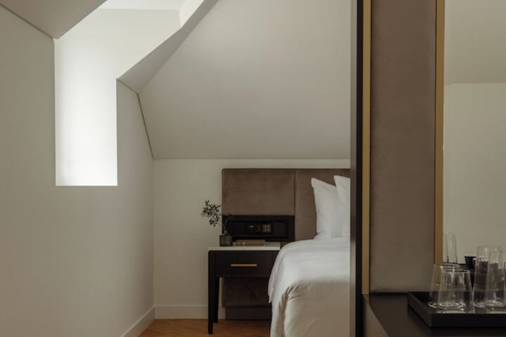 Room 15 of 55