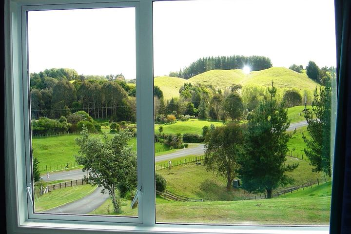 Room 9 of 28