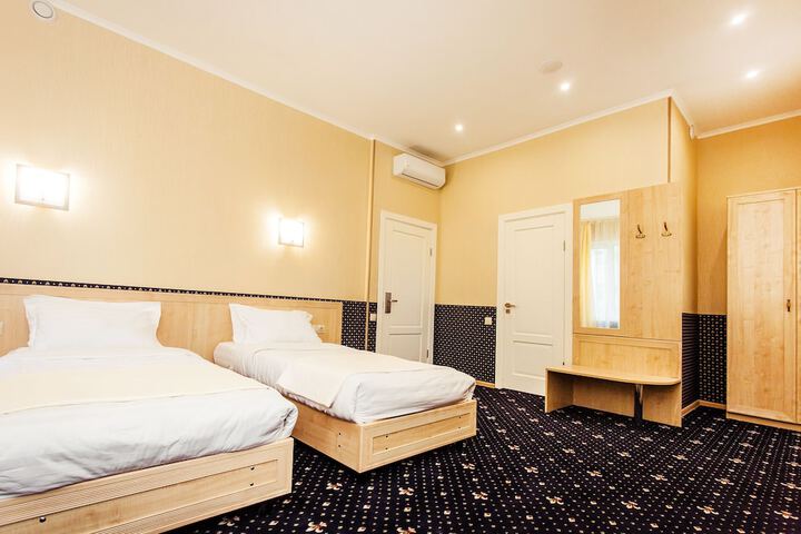Room 7 of 89