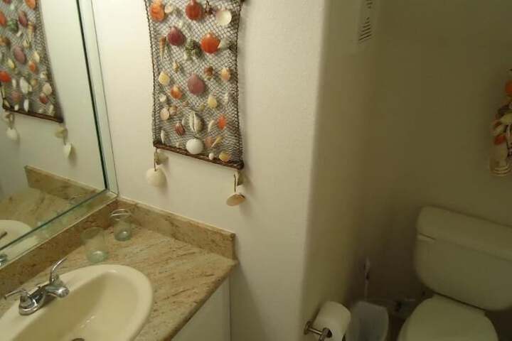 Room 21 of 25