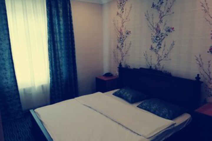 Room 86 of 90