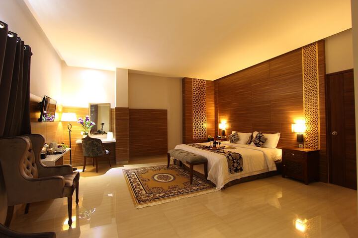 Room 8 of 58
