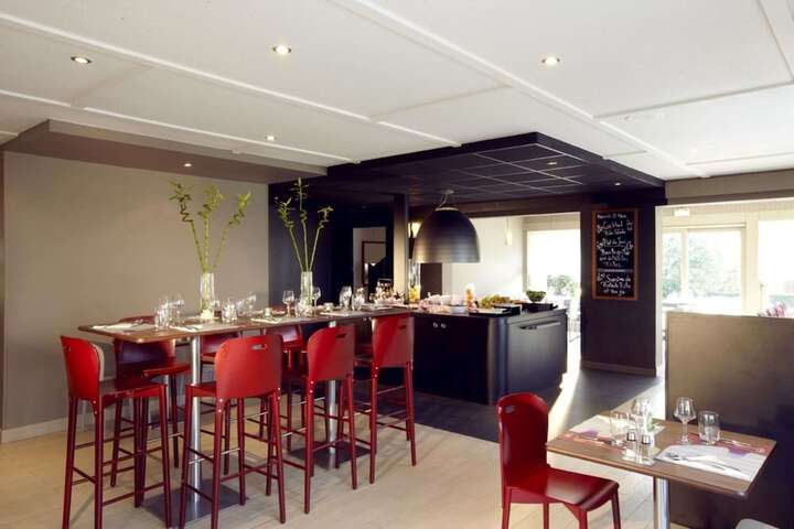 Dining Photos