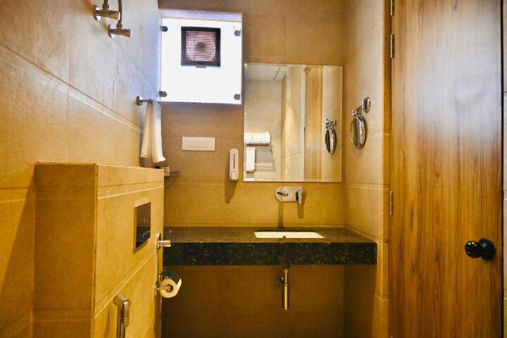 General 9 of 25