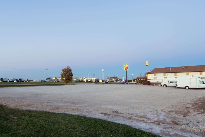RV or truck parking