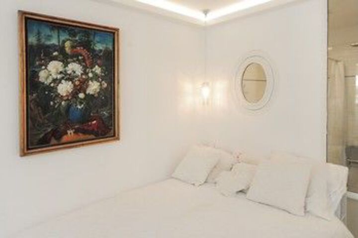 Room 7 of 31